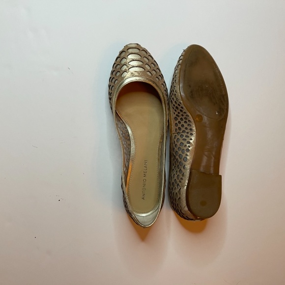 Women’s Shoes - Picture 3 of 3